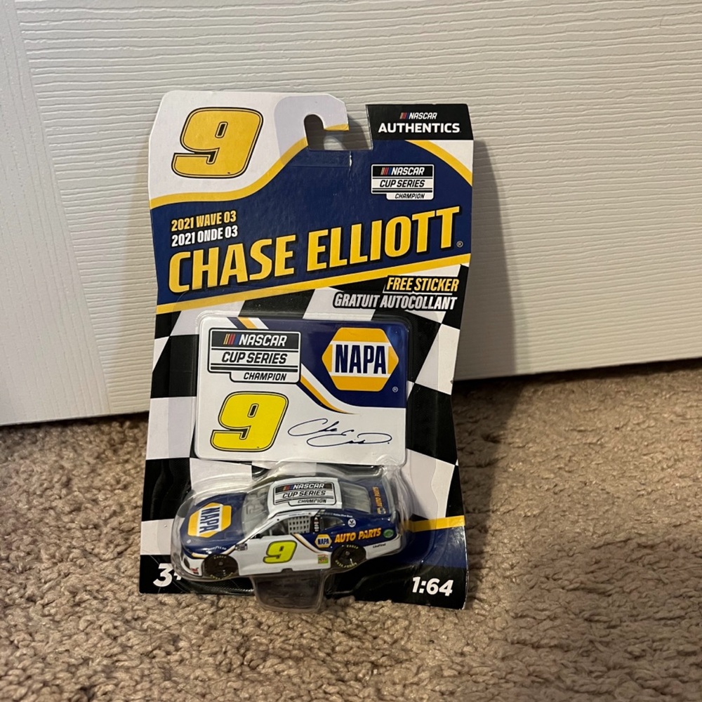 Chase Elliott 1:64 SOLD OUT